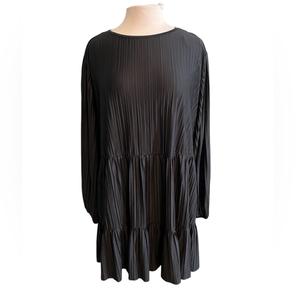 Zara Pleated Tiered Dress - XL